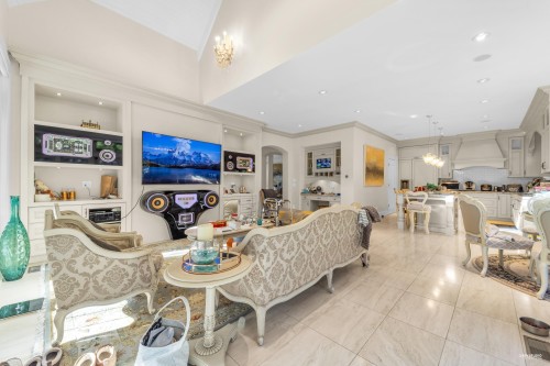 5730 College Highroad, Vancouver, BC 