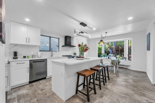 1040 Jefferson Avenue, West Vancouver, BC 