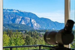 41249 Highline Place Squamish, BC V8B 1C2