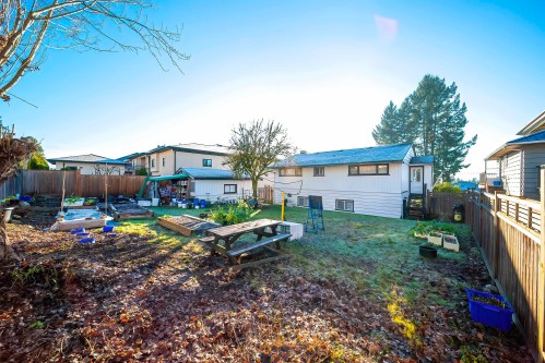 915 Walls Avenue, Coquitlam, BC 