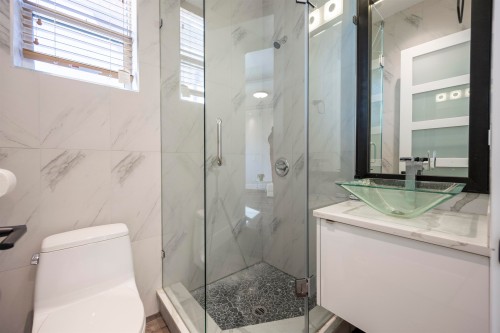 3123 7Th Avenue E, Vancouver, BC 