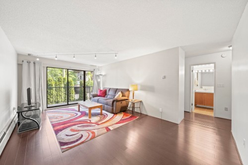 205-1585 4Th Avenue E, Vancouver, BC 