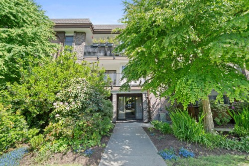 205-1585 4Th Avenue E, Vancouver, BC 