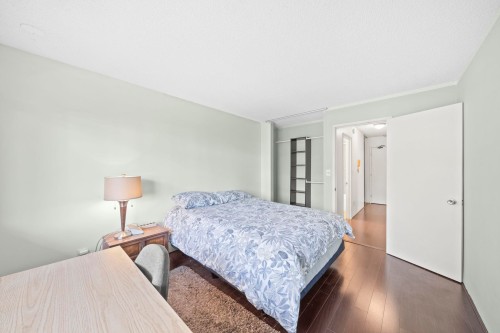 205-1585 4Th Avenue E, Vancouver, BC 