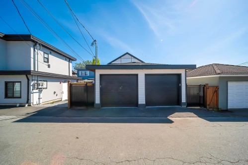 749 60Th Avenue E, Vancouver, BC 