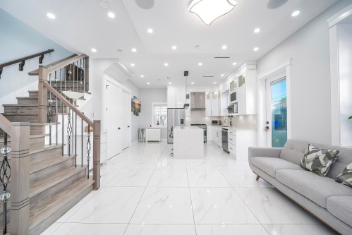749 60Th Avenue E, Vancouver, BC 