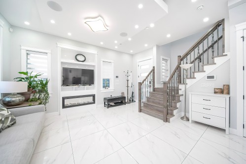 749 60Th Avenue E, Vancouver, BC 
