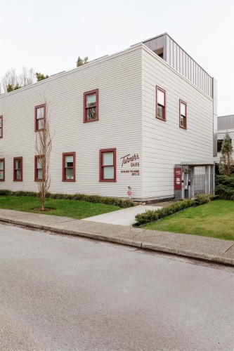 5-6 17Th Avenue W, Vancouver, BC - Outdoor