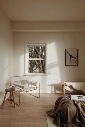 5-6 17Th Avenue W, Vancouver, BC - Indoor