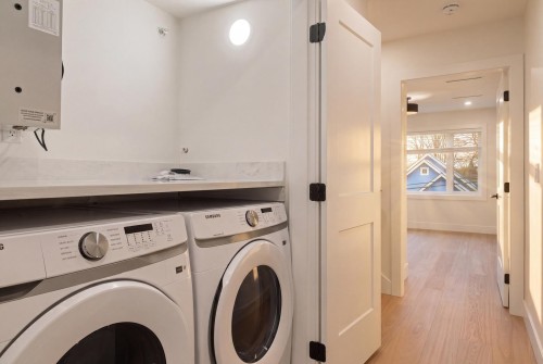 2055 4Th Avenue E, Vancouver, BC 