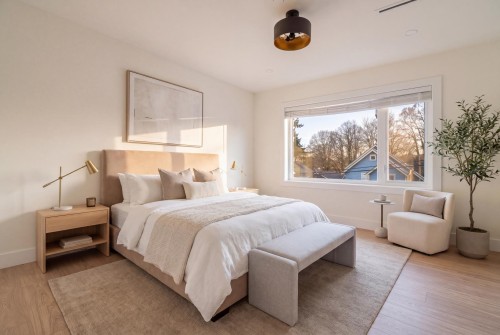 2055 4Th Avenue E, Vancouver, BC 