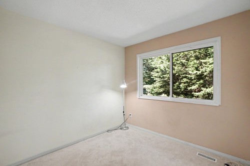7305 Coronado Drive, Burnaby, BC - Indoor Photo Showing Other Room