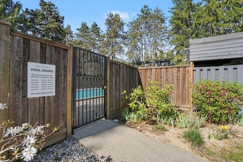 7305 Coronado Drive, Burnaby, BC - Outdoor
