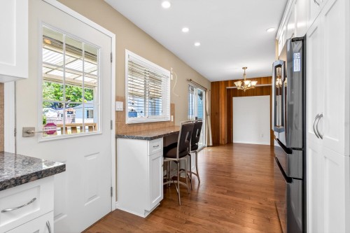 2337 Lobb Avenue, Port Coquitlam, BC 