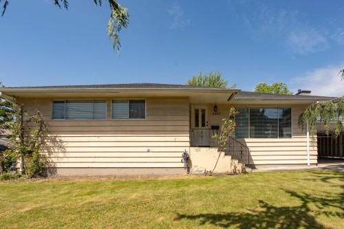 2337 Lobb Avenue, Port Coquitlam, BC 