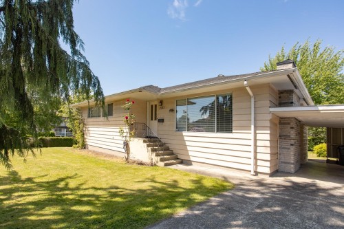 2337 Lobb Avenue, Port Coquitlam, BC 