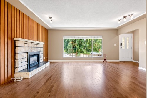 2337 Lobb Avenue, Port Coquitlam, BC 