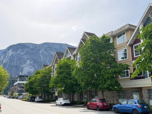 319-1336 Main Street  Squamish, BC V8B 0R2