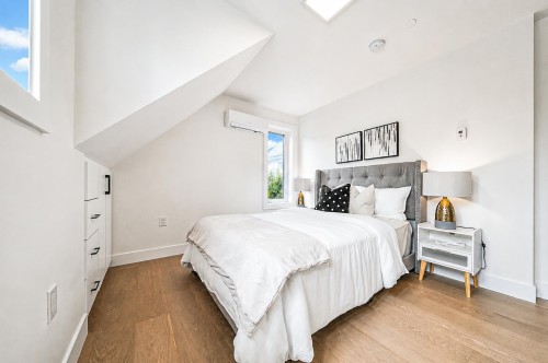 1926 William Street, Vancouver, BC 
