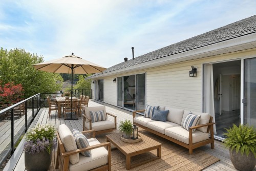 502 Eaglecrest Drive, Gibsons, BC 