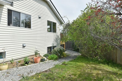 502 Eaglecrest Drive, Gibsons, BC 