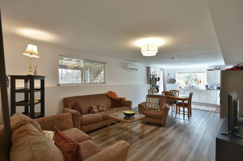 502 Eaglecrest Drive, Gibsons, BC 