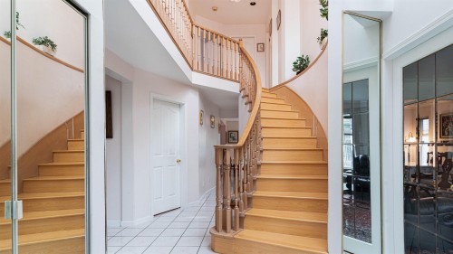 3760 Mckay Drive, Richmond, BC 