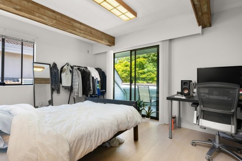 4316 2Nd Avenue W, Vancouver, BC 