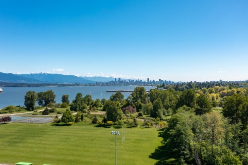 4316 2Nd Avenue W, Vancouver, BC 