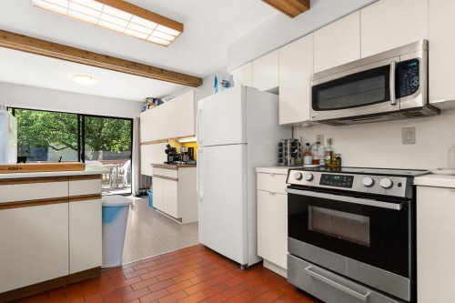 4316 2Nd Avenue W, Vancouver, BC 