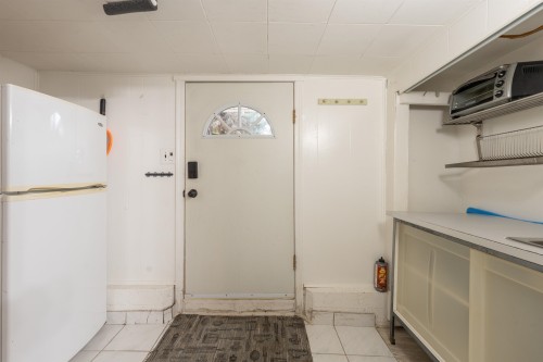 2820 13Th Avenue W, Vancouver, BC 