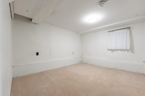 2820 13Th Avenue W, Vancouver, BC 