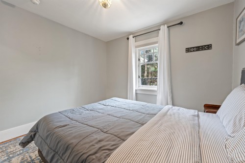 2820 13Th Avenue W, Vancouver, BC 