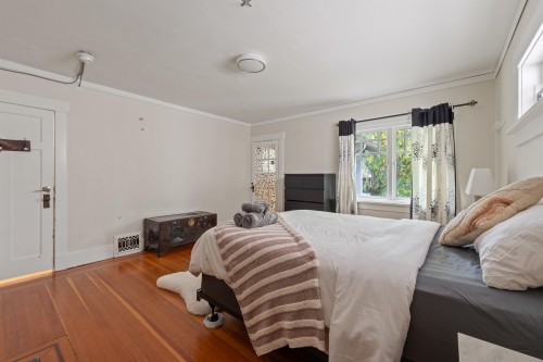 2820 13Th Avenue W, Vancouver, BC 