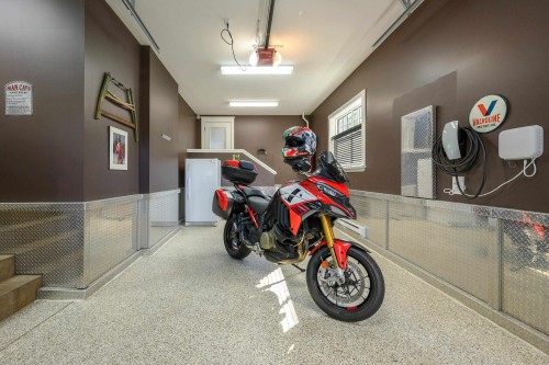1062 Magnolia Way, Anmore, BC 