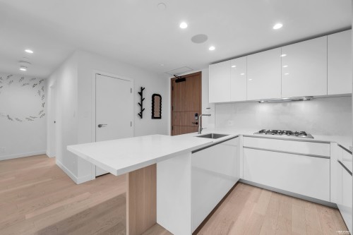 904-6811 Pearson Way, Richmond, BC 