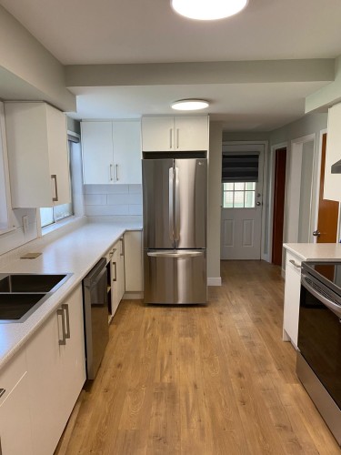 12116 221 Street  Maple Ridge, BC V2X 5T1