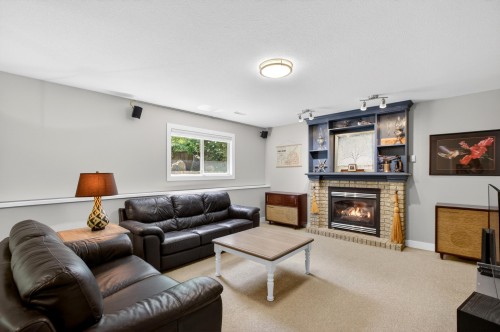 23376 124A Avenue, Maple Ridge, BC 