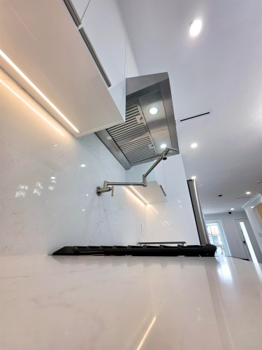3466 28Th Avenue, Vancouver, BC 