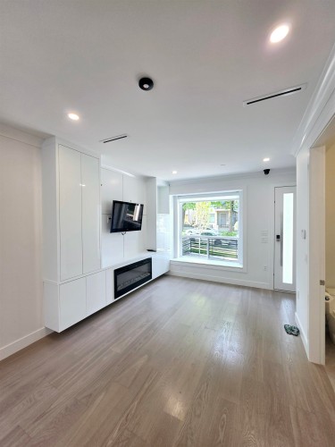3466 28Th Avenue, Vancouver, BC 
