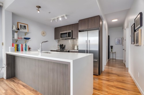 607-289 6 Avenue E, Vancouver, BC 