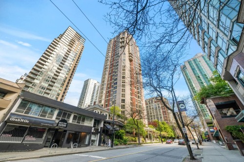 1705-867 Hamilton Street, Vancouver, BC 