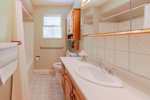 5756 Cranley Drive, West Vancouver, BC 