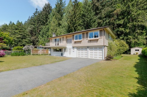 5756 Cranley Drive, West Vancouver, BC 