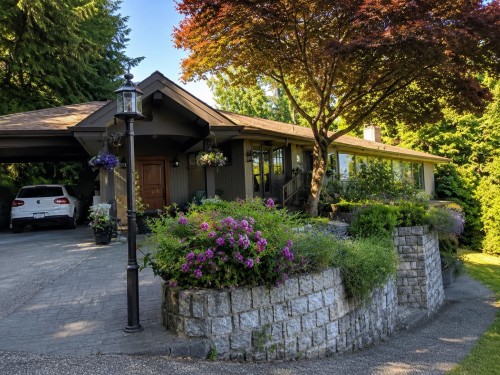 785 Anderson Crescent, West Vancouver, BC 