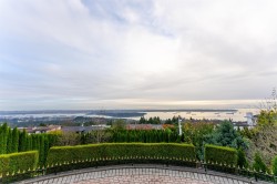 1409 Chartwell Drive  West Vancouver, BC V7S 2R7