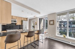 514-1708 Columbia Street Vancouver, BC V5Y 0H7