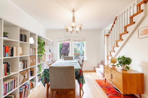 242 21St Avenue W, Vancouver, BC 
