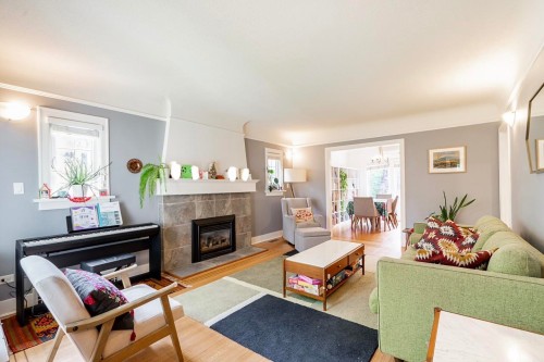 242 21St Avenue W, Vancouver, BC 