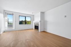 708-6611 Cooney Road  Richmond, BC V6Y 4C5